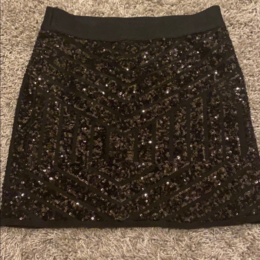 BCBG Sequin skirt black elastic waist